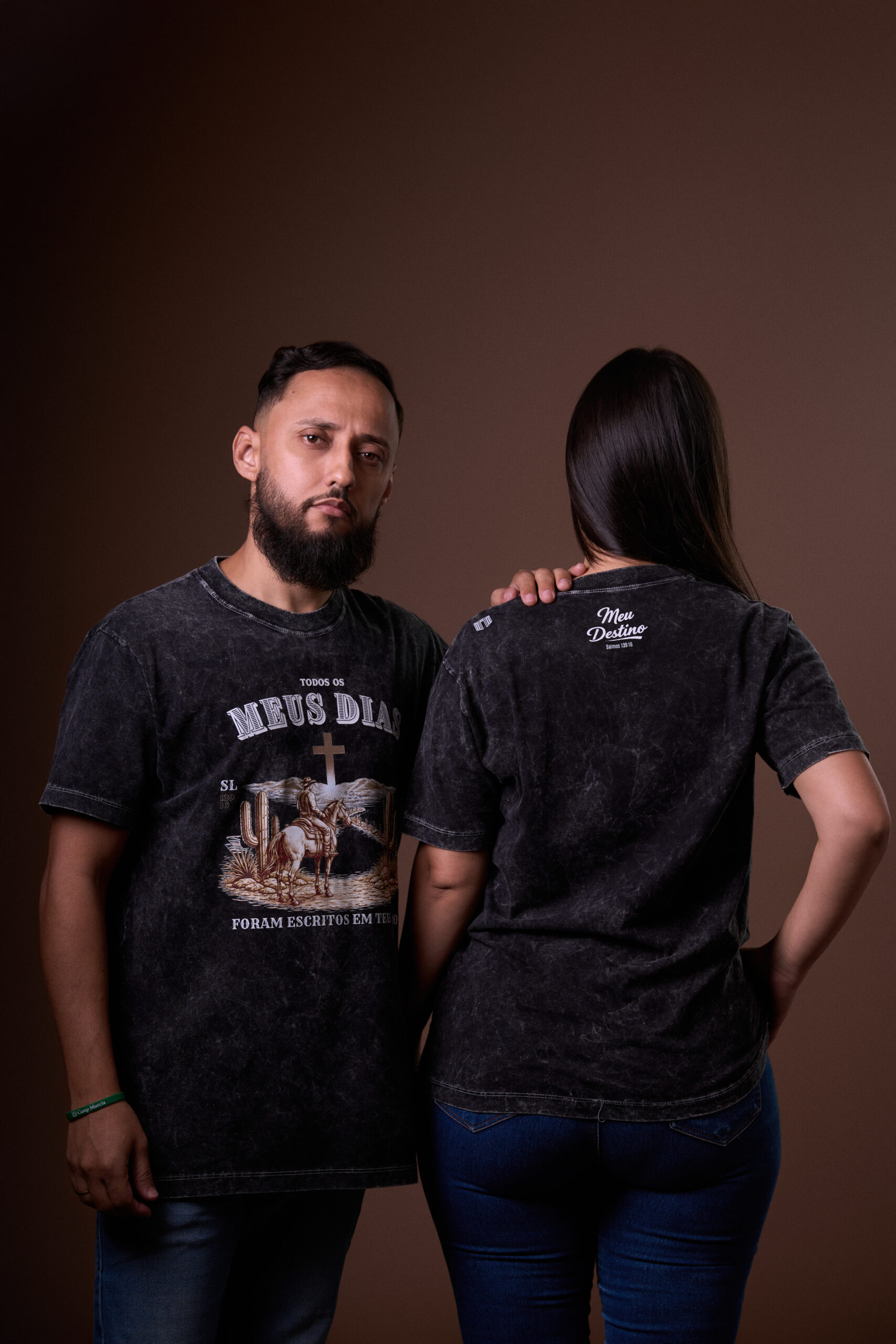 Camiseta Meu Destino Estonada Modelo
